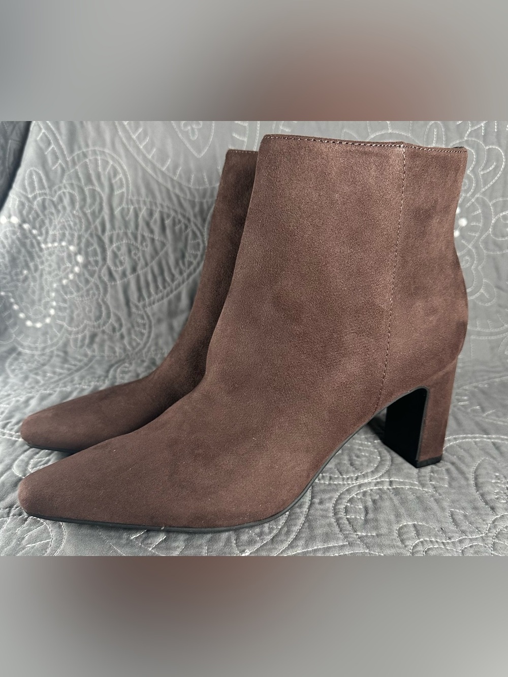 Unisa Women’s Brown Yopie Block Heel Booties NWT Size 9.5